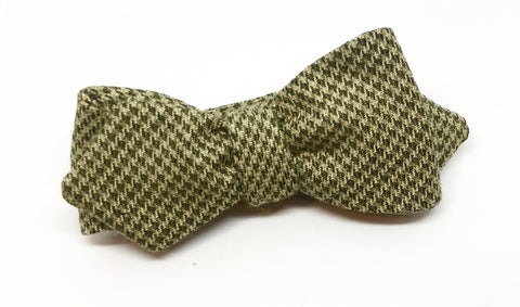 Tan Wool Houndstooth Bow Tie